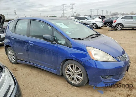 2010 Honda Fit Sport из США, поврежденный, VIN JHMGE8H49AC003516